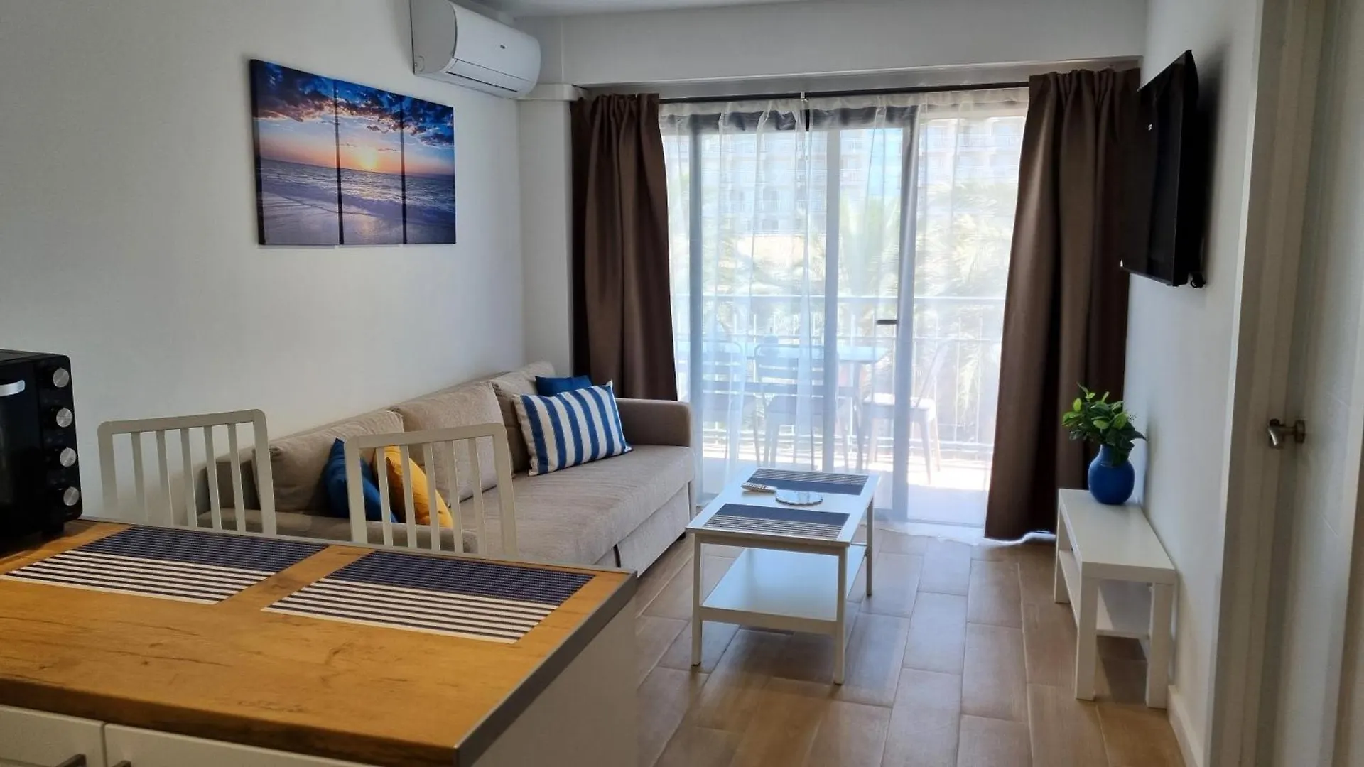 Apartment Maite Blue Beachfront Benalmadena