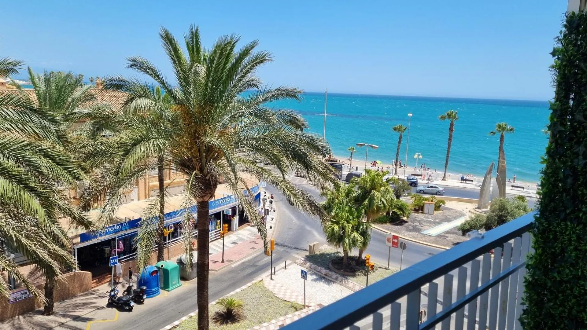 아파트 Maite Blue Beachfront 베날마데나코스타 스페인