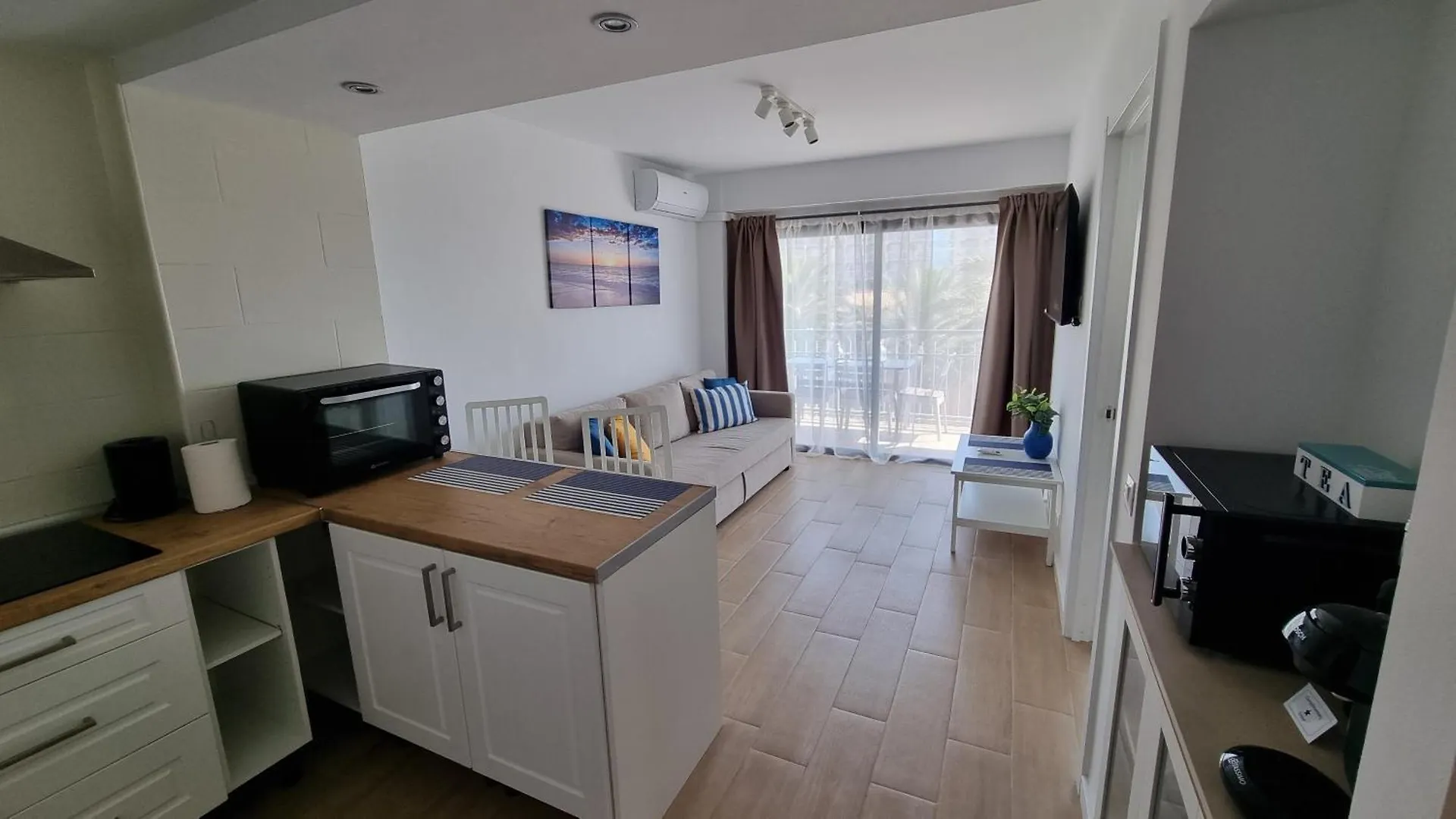 Daire Maite Blue Beachfront Benalmádena